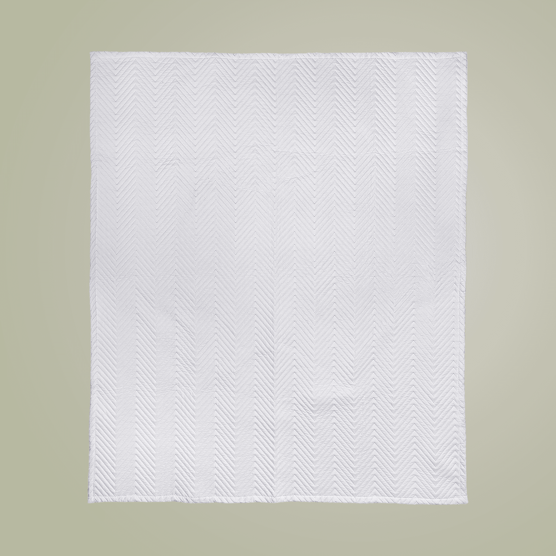 Plain quilted coverlet, front view — view 2