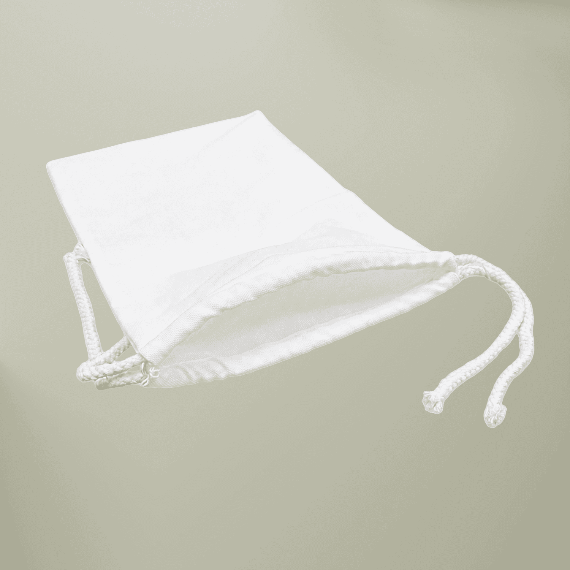 Plain favor bag, front view — view 2