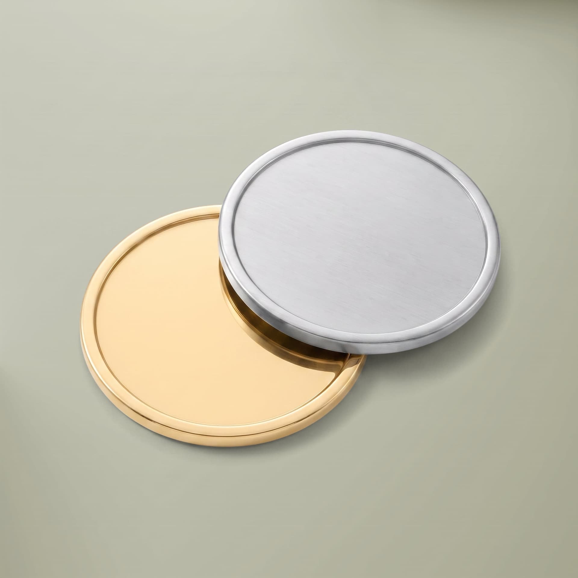 Plain golf ball marker, front view