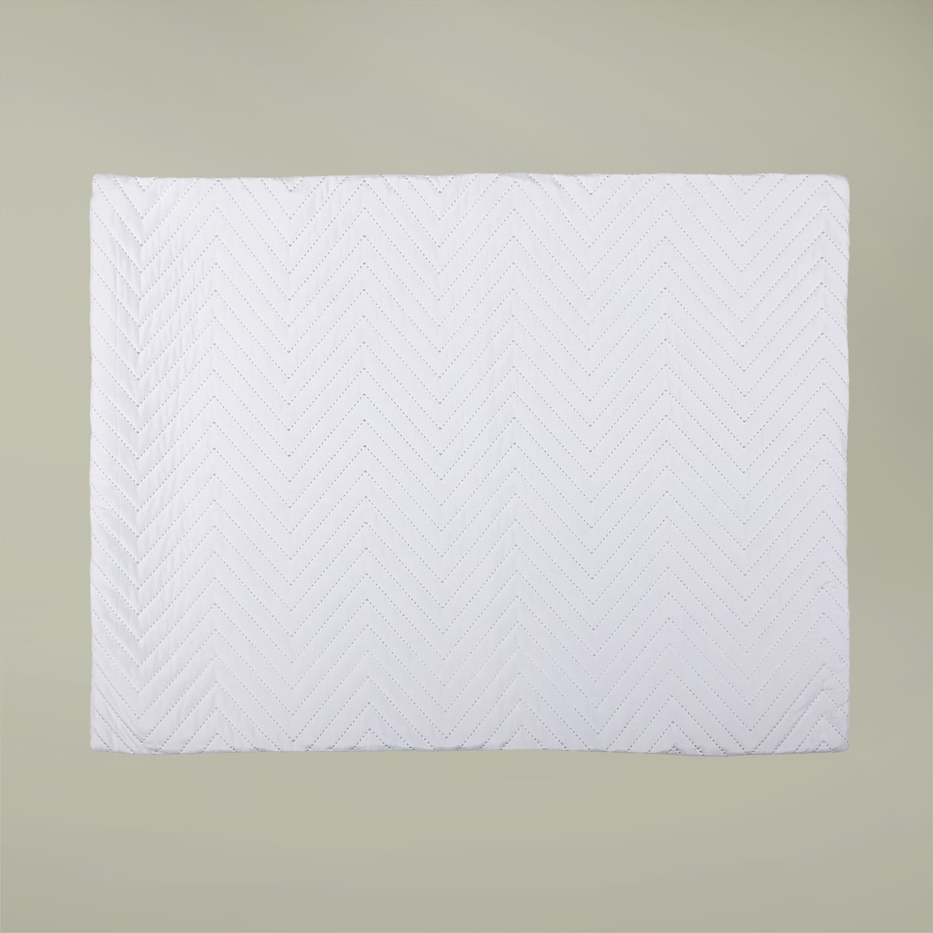 Plain quilted sham, front view