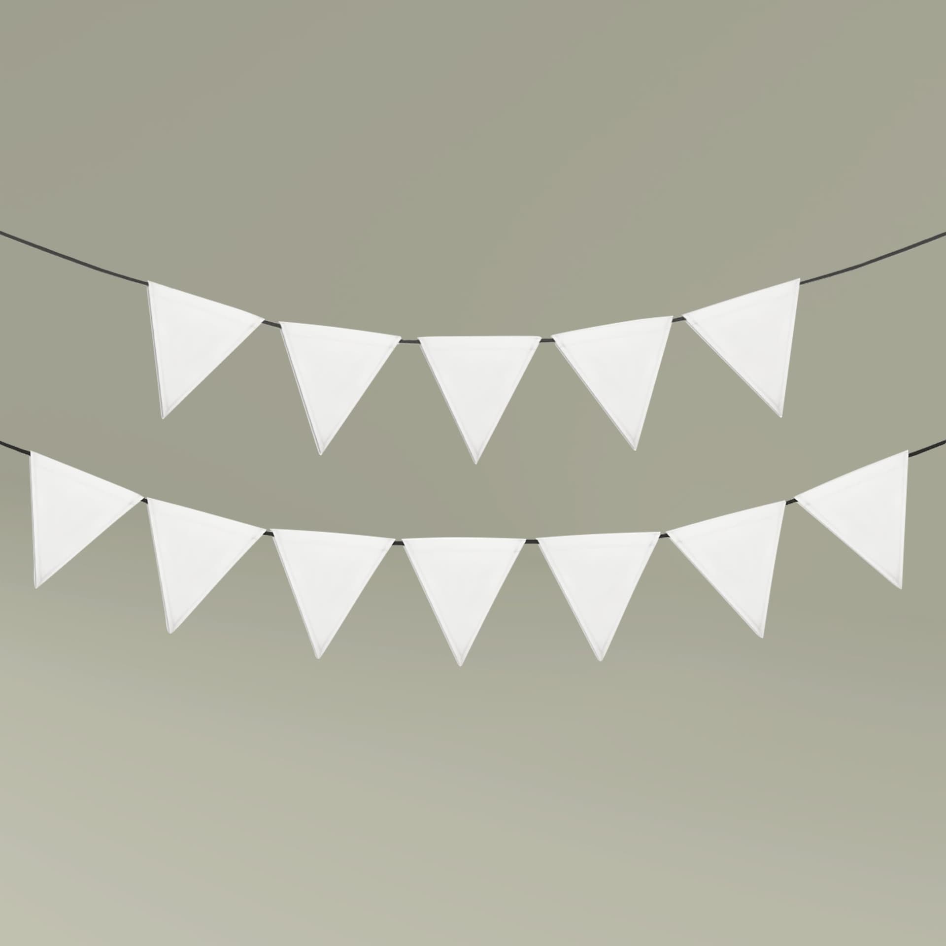 Plain party triangle flags, front view