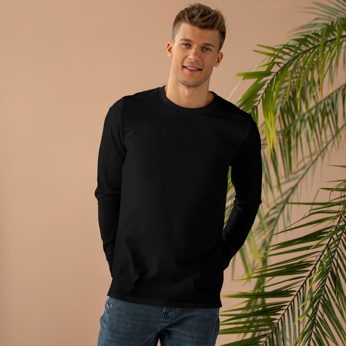 Individuelles Herren-Langarmshirt in Schwarz oder Weiß mit deinem Text